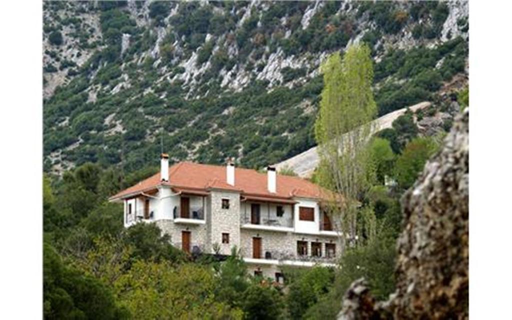 Traditional Guesthouse Marousio Rodavgi Exterior photo